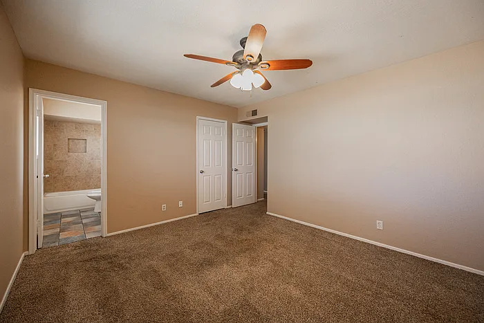 2812 S Cottonwood Dr — Photo 14