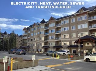 10 Discovery Ridge Close SW #239, Calgary, AB T3H 5X3