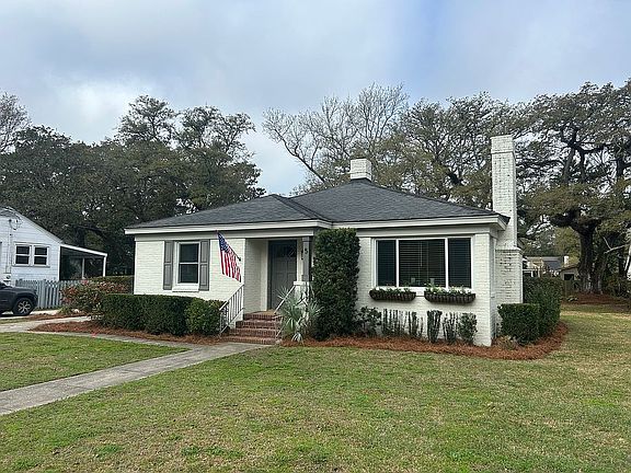 2nd image of 5 Stratford Rd