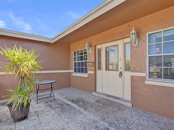 2nd image of 4966 NW 39th St