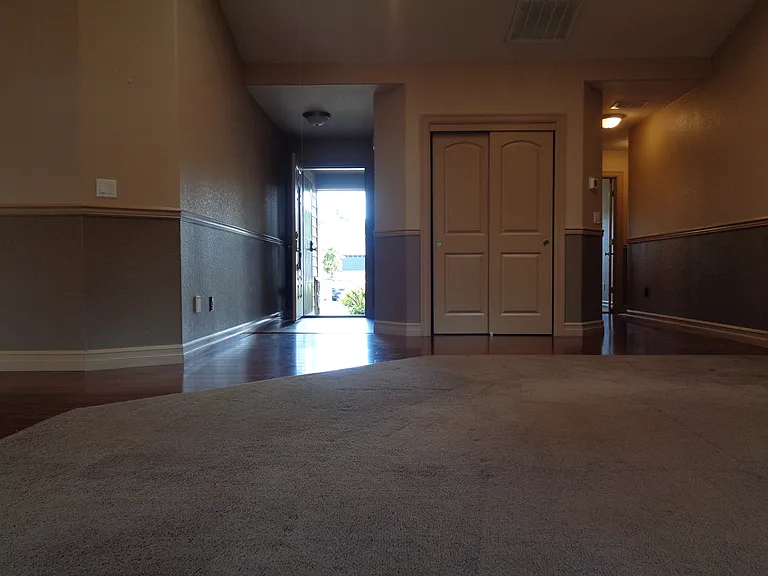 6439 Robin Hood St SE — Photo 11