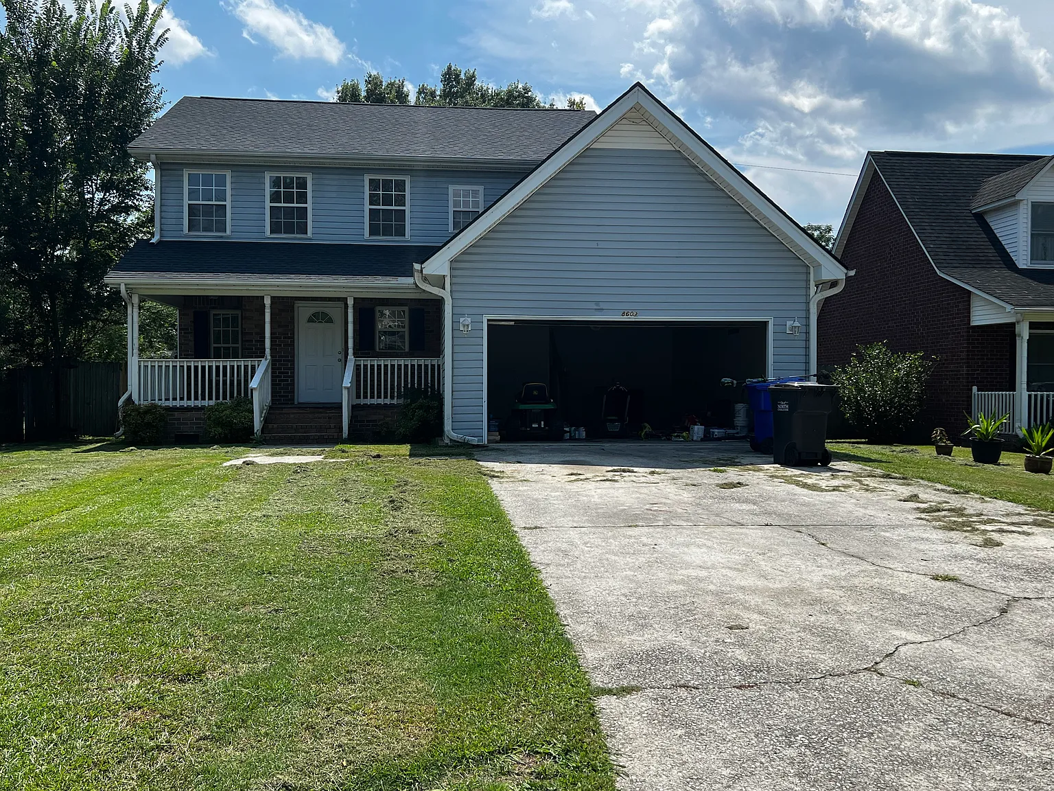 3 bed, 2.5 bath, 1658 sqft, $2,400 — Photo 2