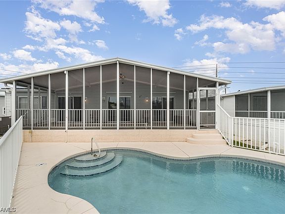2nd image of 11011 Bayside Ln