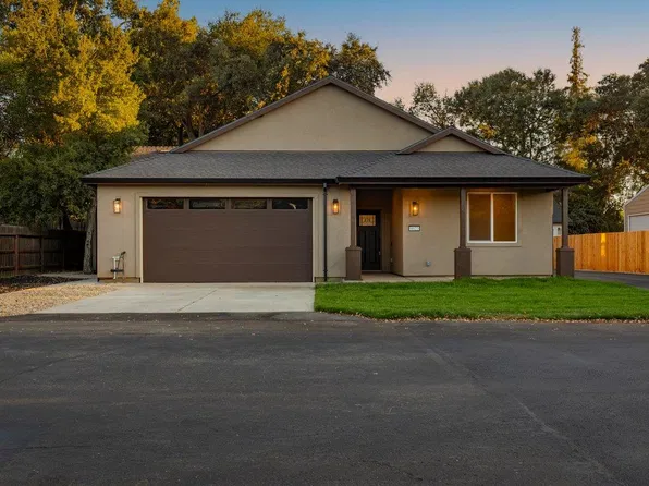 8922 Park Trail Dr, Elk Grove, CA 95624