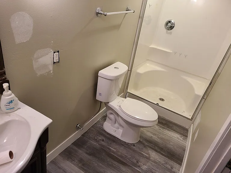 1804 Southlawn Dr #B — Photo 2