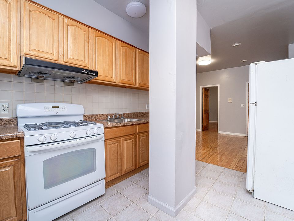 1st image of 14-27 29th Ave #1A