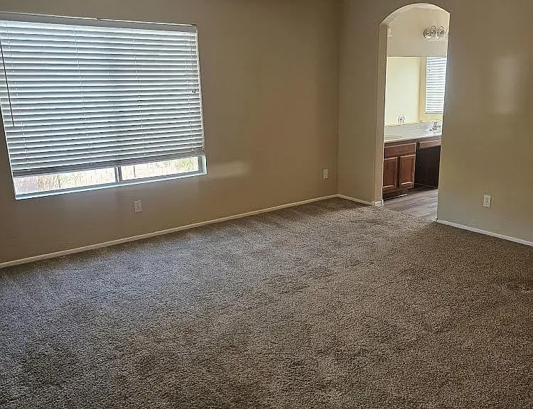 586 W Cobblestone Ct — Photo 14