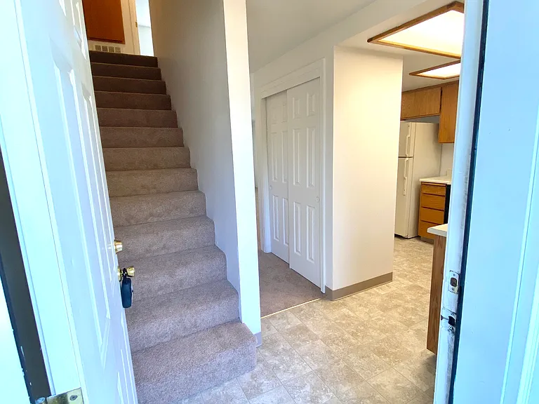 824 Bennett Ave #C — Photo 3