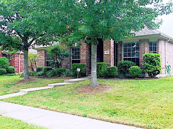 2nd image of 1432 Silver Spur Dr