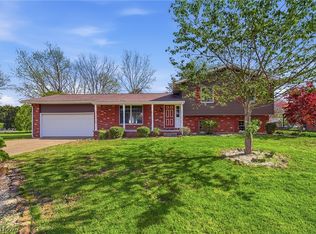 125 Springbrook Dr SE, New Philadelphia, OH 44663