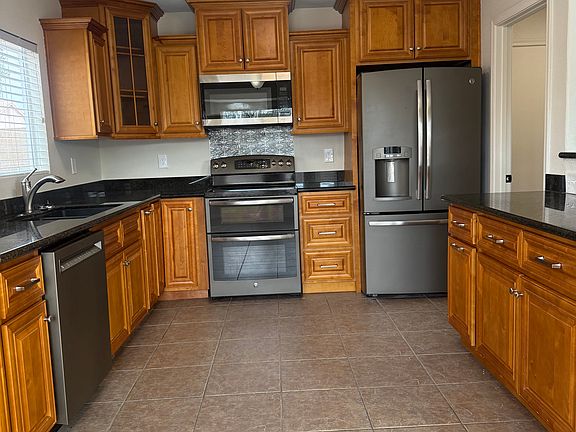 2nd image of 1192 S Bridger Dr