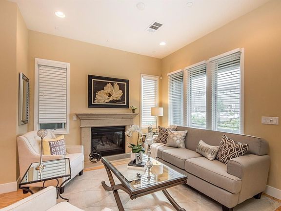 3rd image of 3418 Alma Village Cir