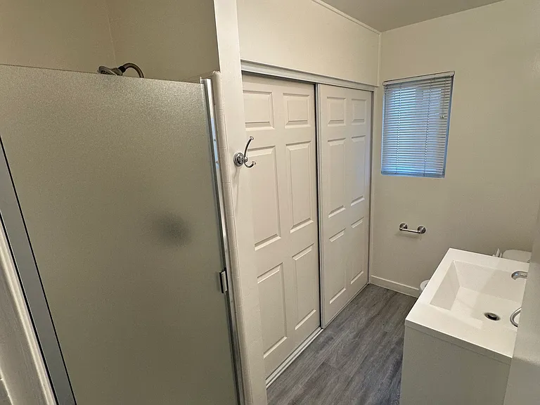 The Reef Apartments — Photo 16