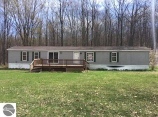 11037 W Cadillac Rd, Cadillac, MI 49601