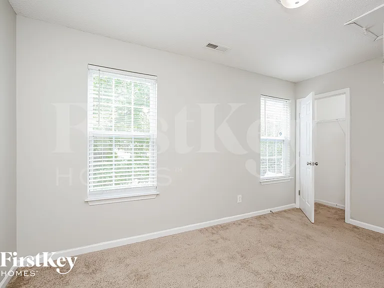 4708 Mallard Creek Dr — Photo 11