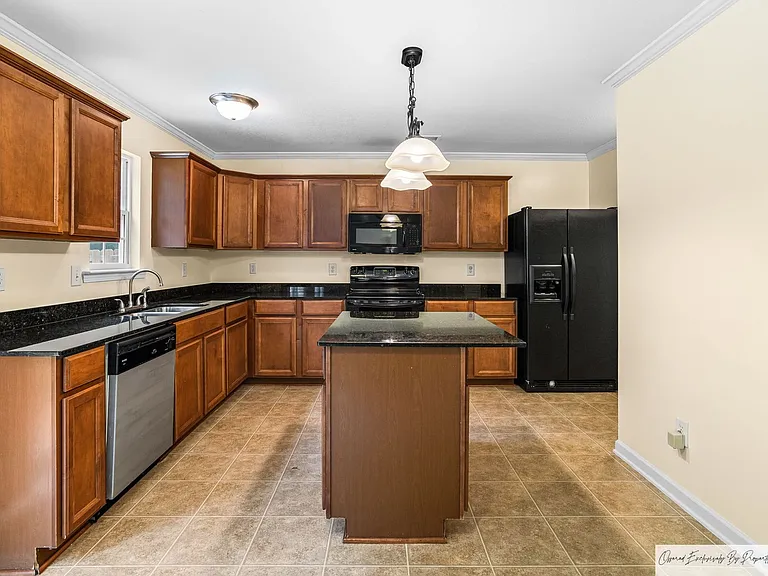 1279 Green Turf Ln — Photo 7