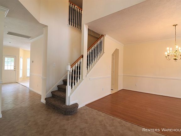 5th image of 15335 Garett Green Cir