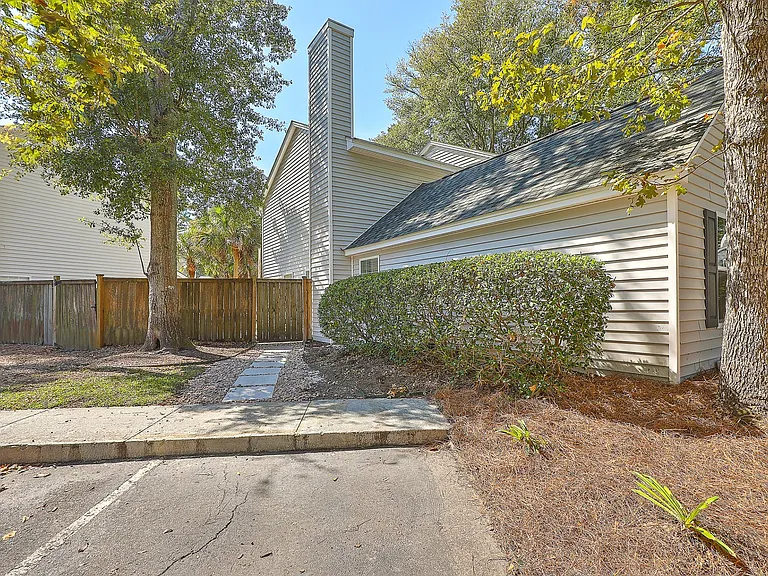 1343 Cassidy Ct #A — Photo 25