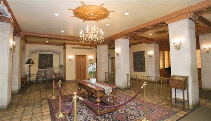 Sold by Citi Habitats | media 11