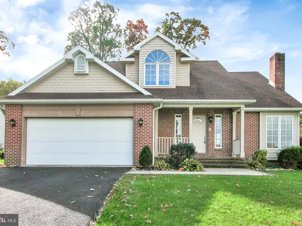 328 Sycamore Ln, Blandon, PA 19510