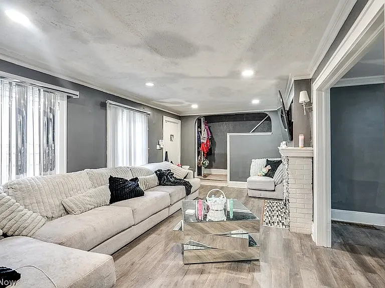 3130 E Overlook Rd — Photo 4