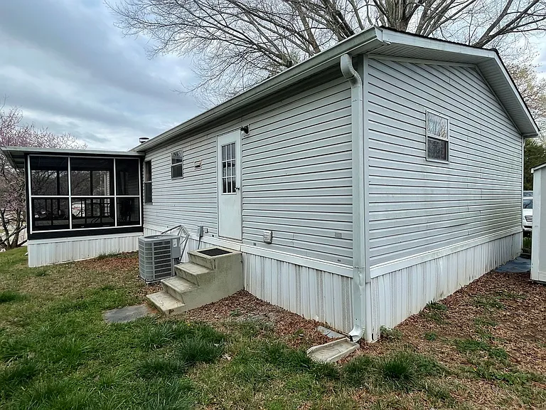 3602 Wellington Ln — Photo 42