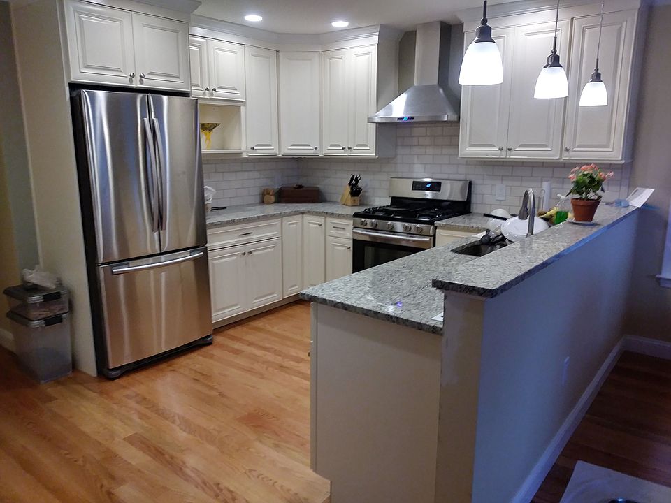 1st image of 25 Prescott Ave