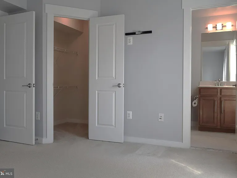 22447 Verde Gate Ter — Photo 41