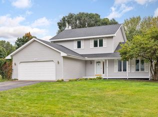17627 W 67th St, Eden Prairie, MN 55346