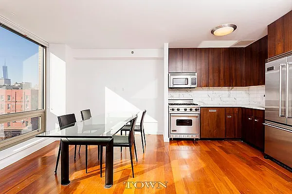 Rented by Town Residential | media 30