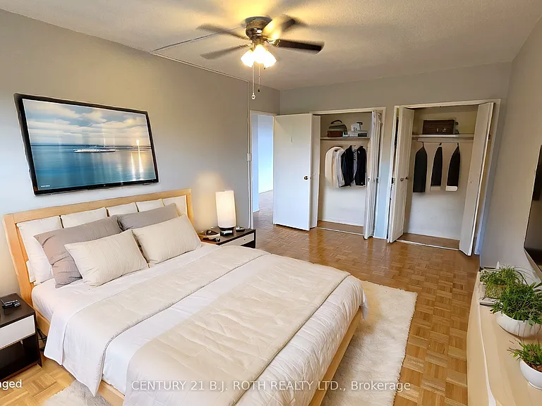 98 Holgate St #401 — Photo 7