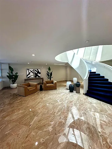 1370 S Ocean Blvd Photo 1