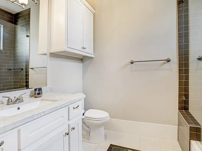 5655 Locke Ln — Photo 30