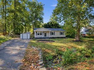 6016 Collier Dr, Fredericksburg, VA 22407
