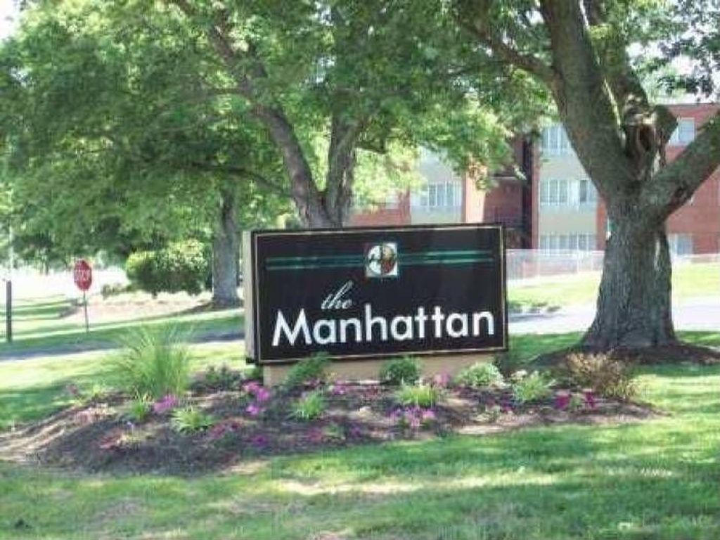 Manhattan Apartments Oak Ridge
