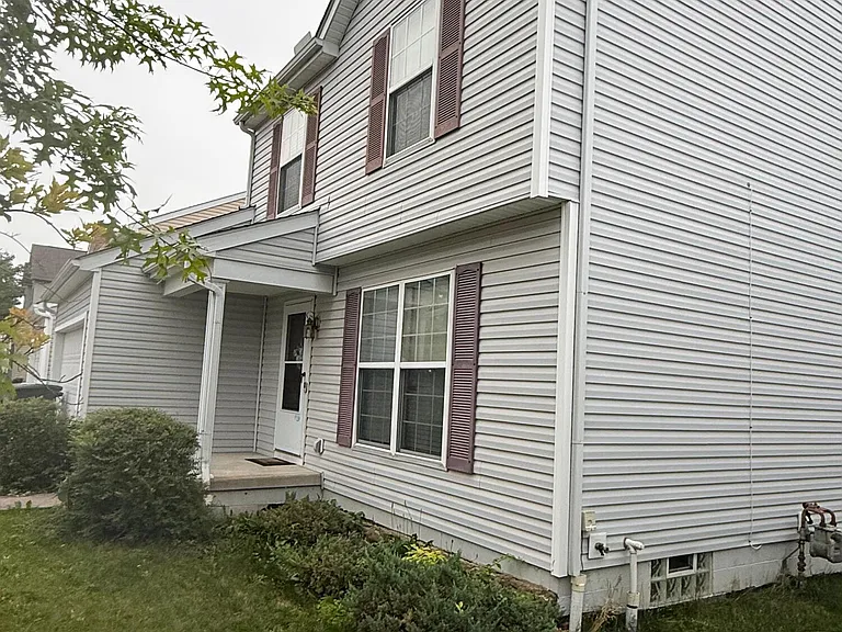 8305 Crete Ln — Photo 14