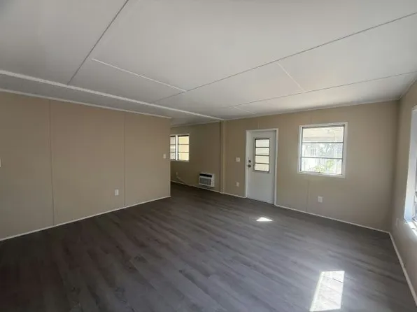 1375 Pasadena Ave S Lot 137, Saint Petersburg, FL 33707