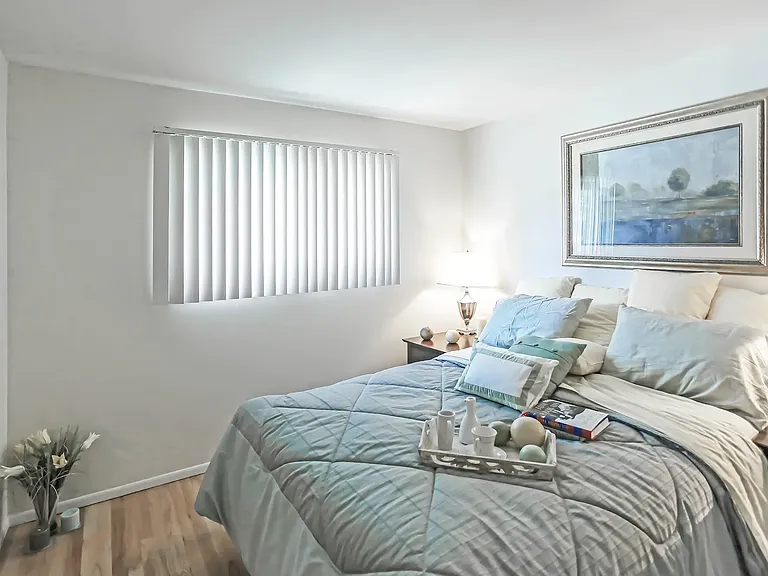 Bradley Place Townhomes — Photo 12