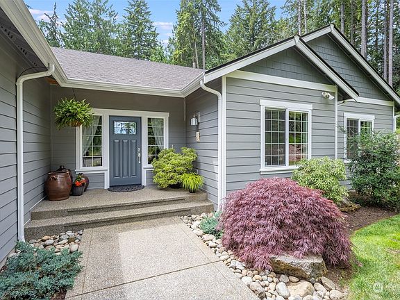2nd image of 14499 Wiley Lane SE