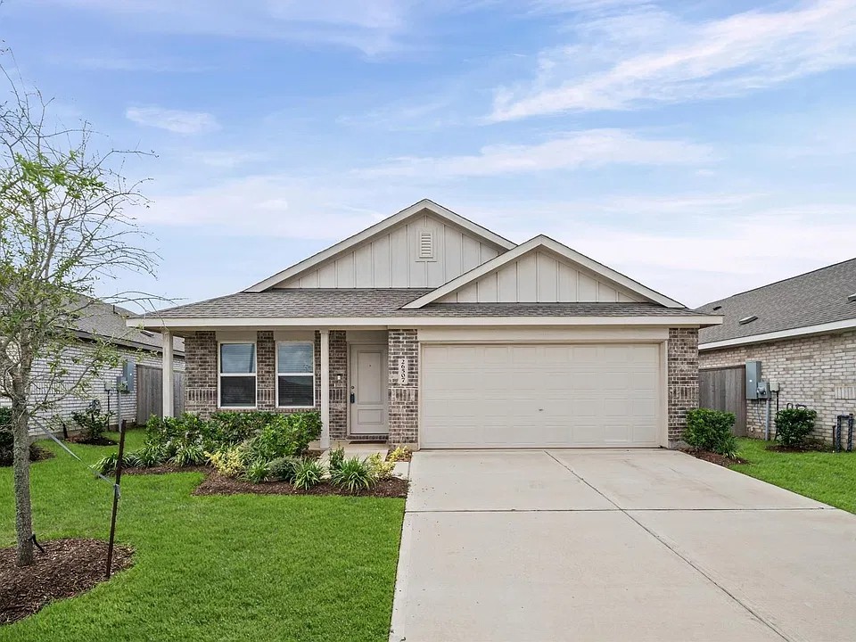 26507 Pampas Grass Ln