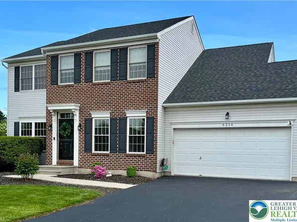 6216 Clover Ln, Macungie, PA 18062