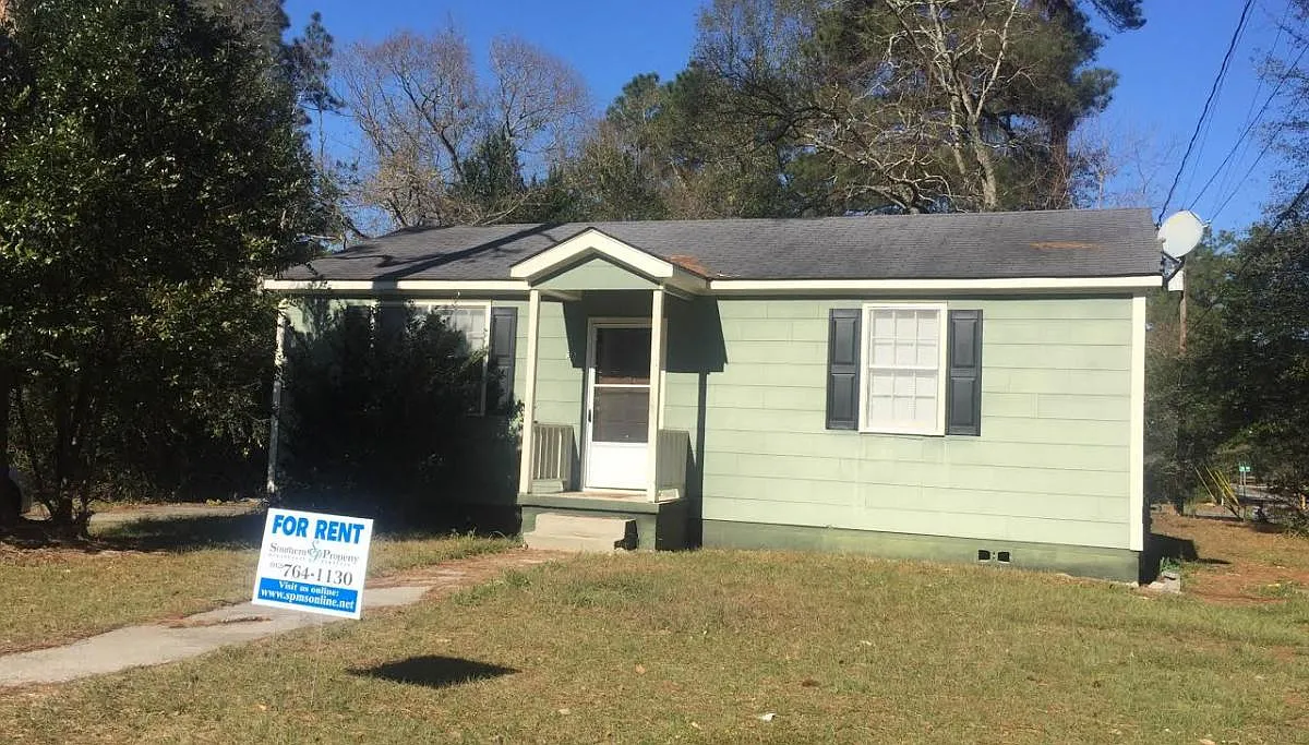 2 bed, 814 sqft, $1,150 — Photo 1