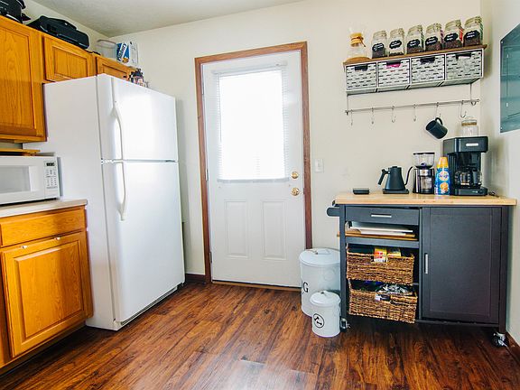 3rd image of 4145 W Michigan Ave