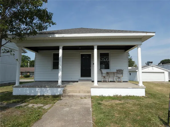 405 S Oak St, Sparta, IL 62286