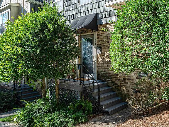 3rd image of 824 Vestavia Villa Ct #824
