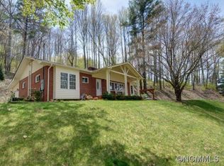 18 Seva Ln, Waynesville, NC 28786