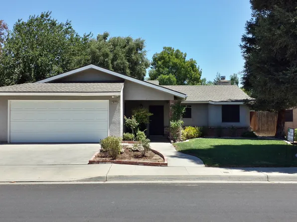 3675 Sunnyside Ave, Clovis, CA 93611
