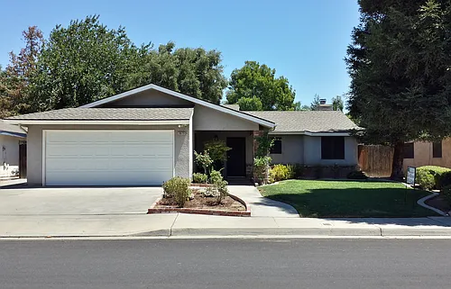 3675 Sunnyside Ave Photo 1
