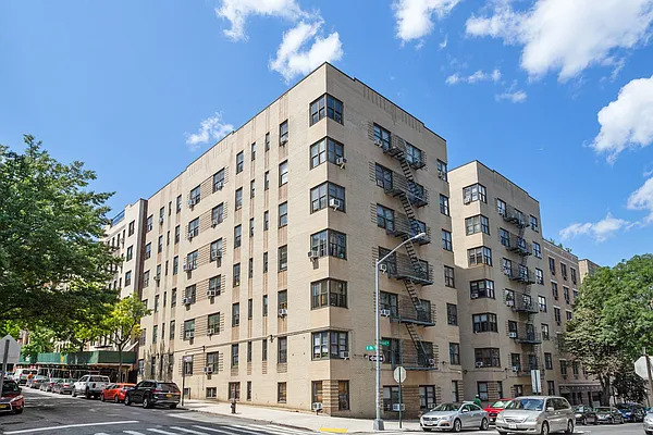 Rented by Compass | media 10