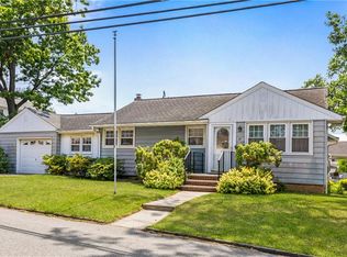 44 Garfield Pl, Parlin, NJ 08859